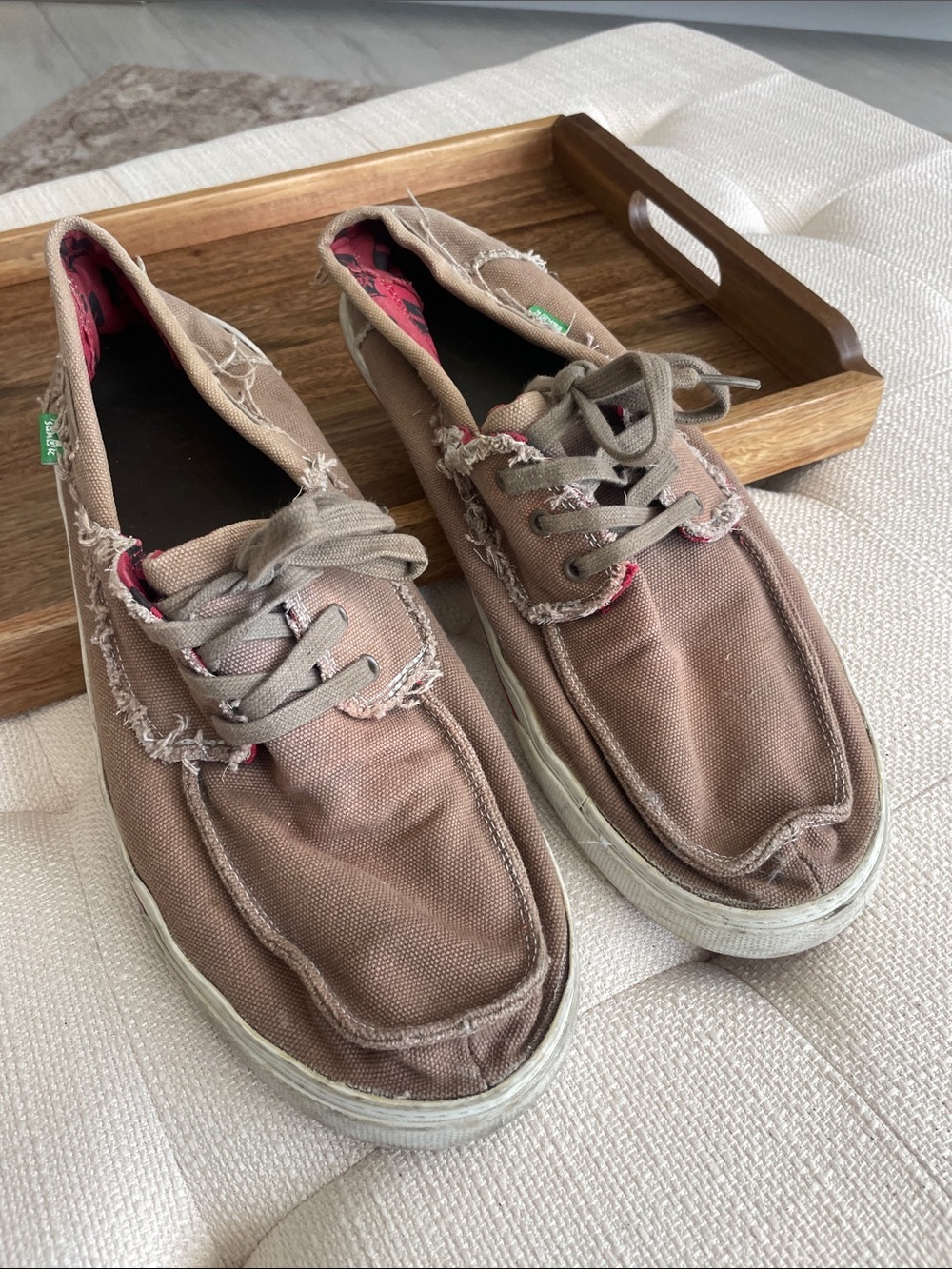 Sanuk’s comfy men’s shoes